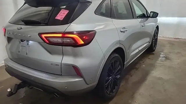 2023 Ford Escape Hybrid ST-Line Elite