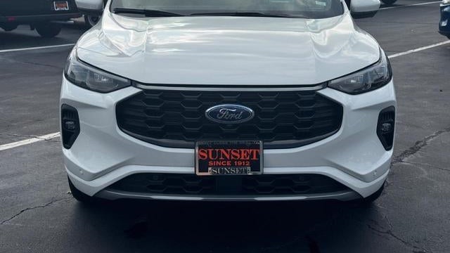 2024 Ford Escape Hybrid ST-Line Elite