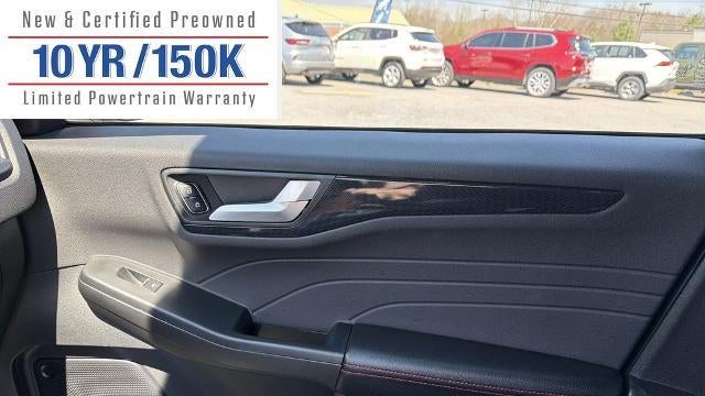 2025 Ford Escape Hybrid ST-Line Elite