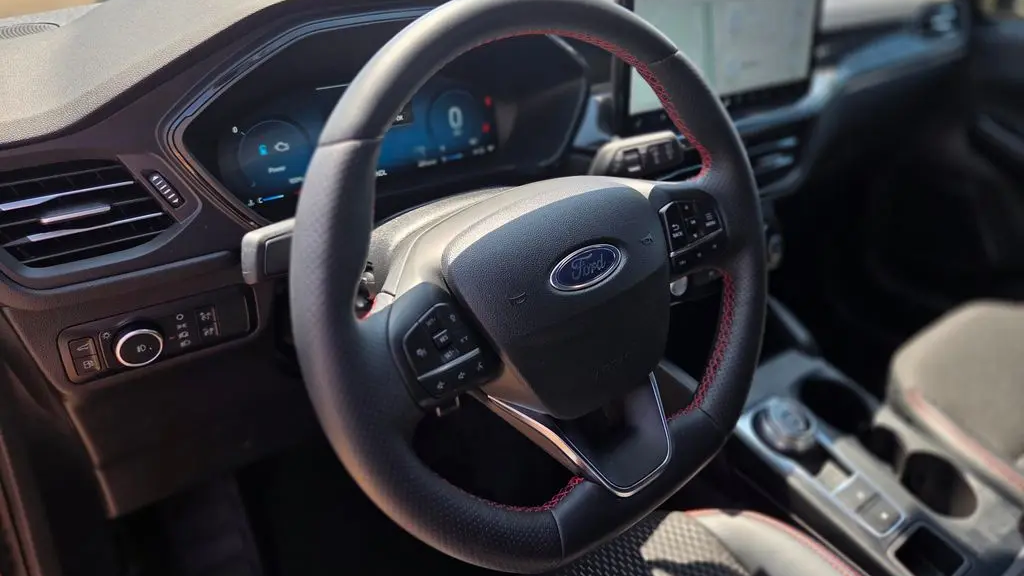 2024 Ford Escape Hybrid ST-Line Elite