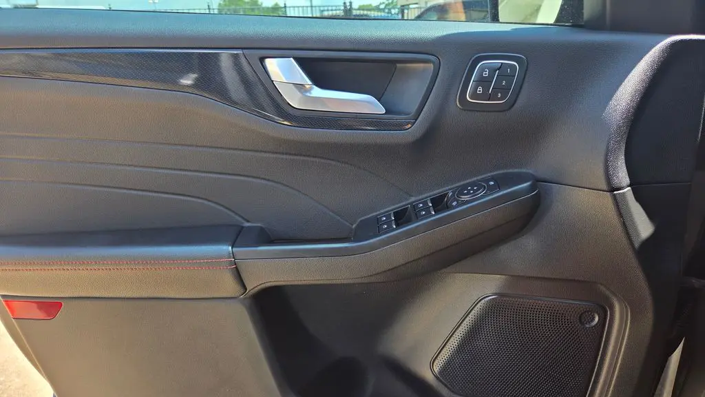 2024 Ford Escape Hybrid ST-Line Elite