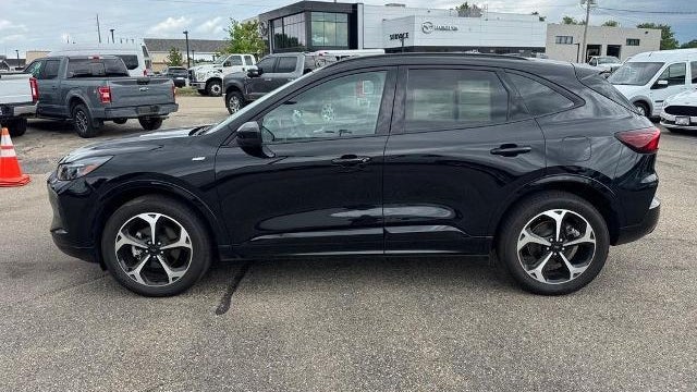 2025 Ford Escape Hybrid ST-Line Elite