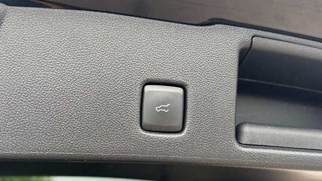 2025 Ford Escape Hybrid ST-Line Elite