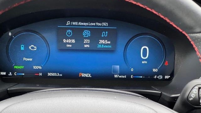 2025 Ford Escape Hybrid ST-Line Elite