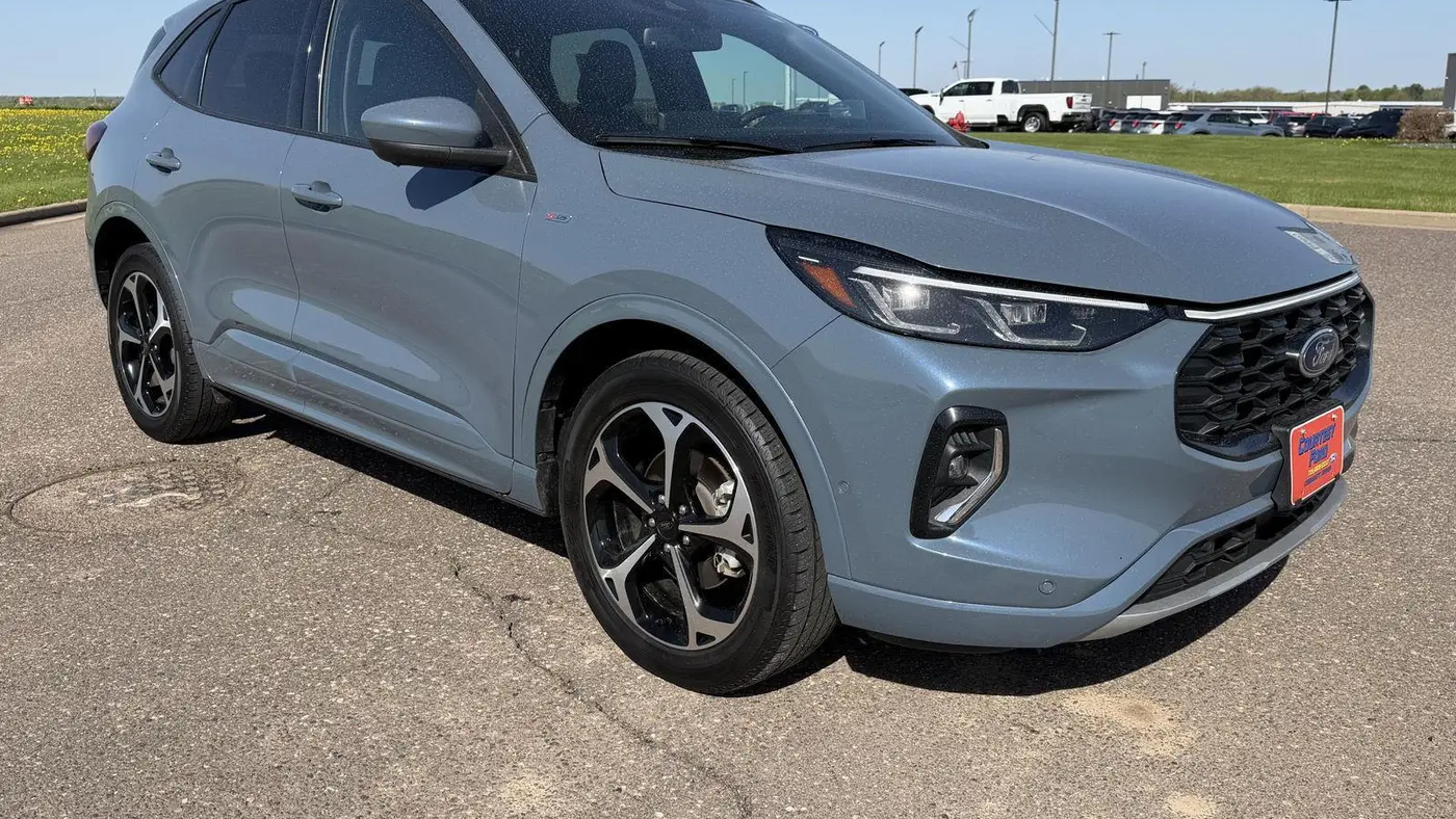 2023 Ford Escape Hybrid ST-Line Elite