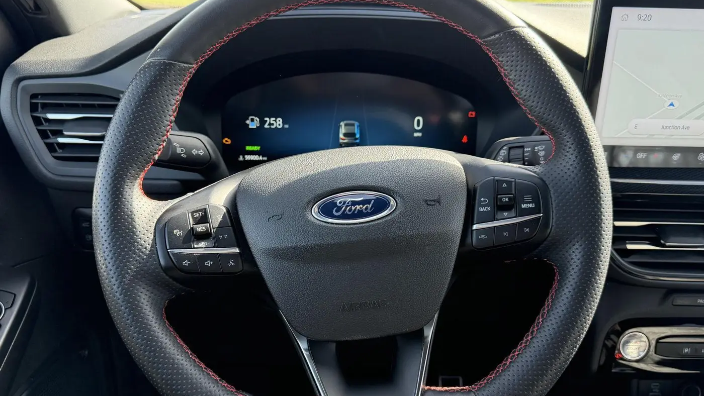 2023 Ford Escape Hybrid ST-Line Elite