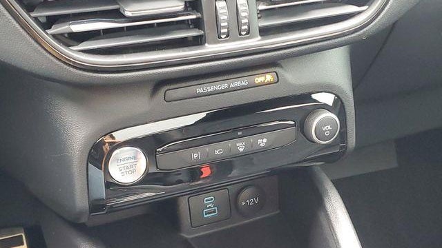 2023 Ford Escape Hybrid ST-Line Elite