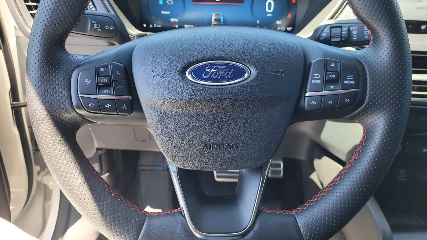 2023 Ford Escape Hybrid ST-Line Elite
