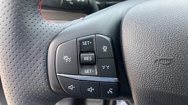 2024 Ford Escape Hybrid ST-Line Elite