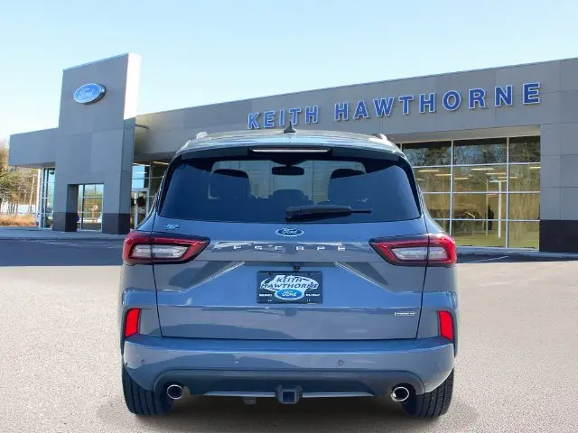 2025 Ford Escape - $30,560