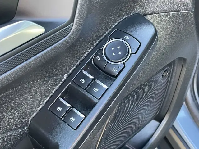 2025 Ford Escape - $30,560