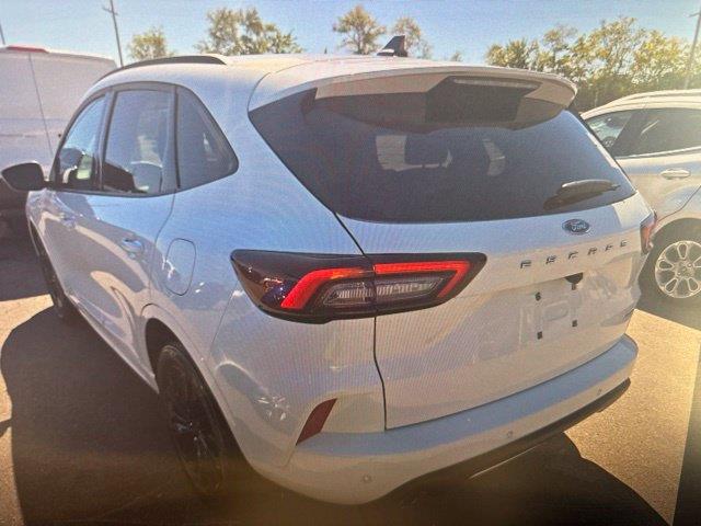 2025 Ford Escape - $32,007