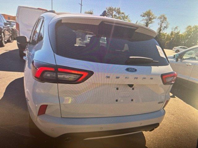 2025 Ford Escape - $32,007