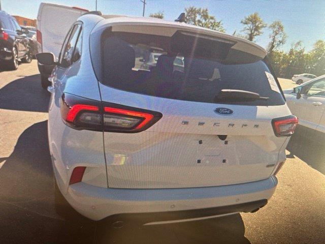 2025 Ford Escape - $32,007