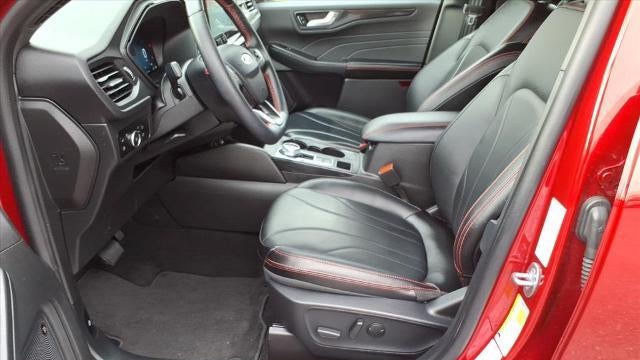 2025 Ford Escape Hybrid ST-Line Elite