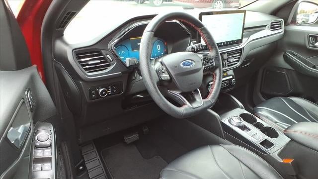 2025 Ford Escape Hybrid ST-Line Elite