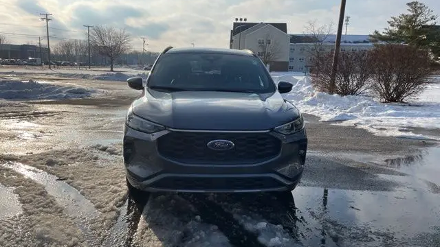 2025 Ford Escape Hybrid ST-Line Elite