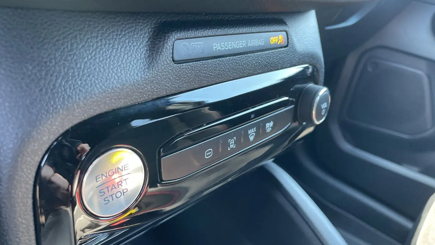 2025 Ford Escape Hybrid ST-Line Elite