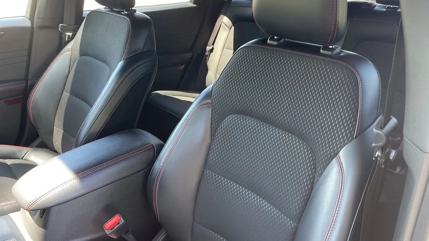 2025 Ford Escape Hybrid ST-Line Elite