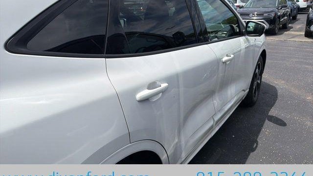 2023 Ford Escape Hybrid ST-Line Elite