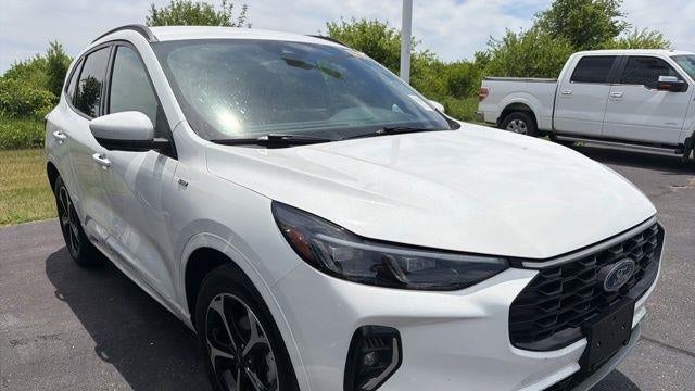 2023 Ford Escape Hybrid ST-Line Elite