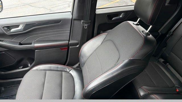 2023 Ford Escape Hybrid ST-Line Elite