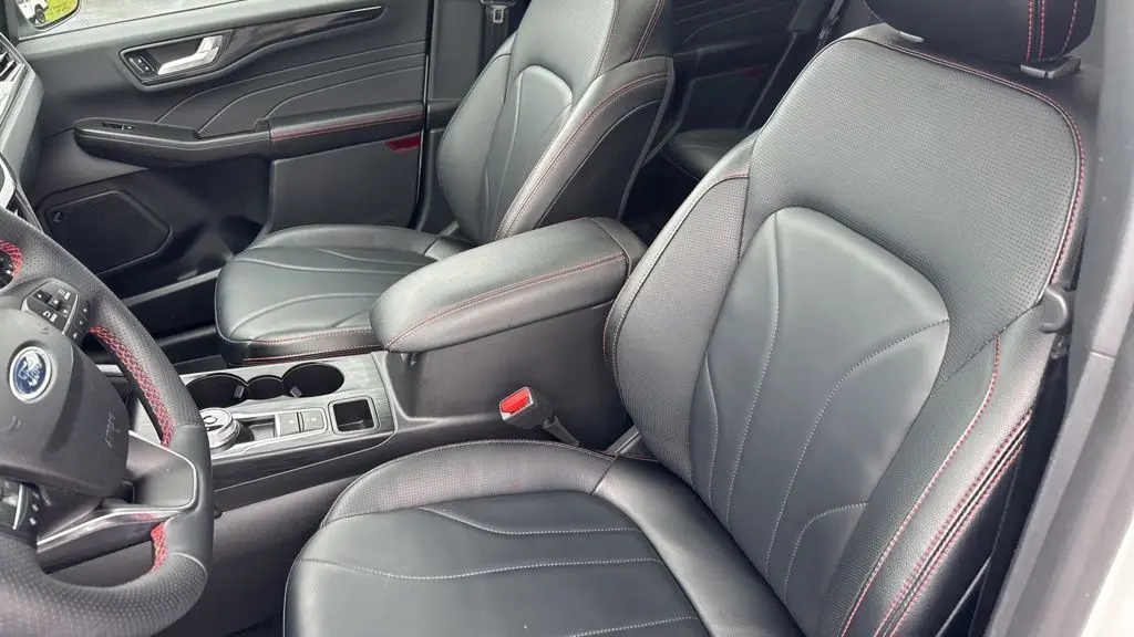 2025 Ford Escape Hybrid ST-Line Elite