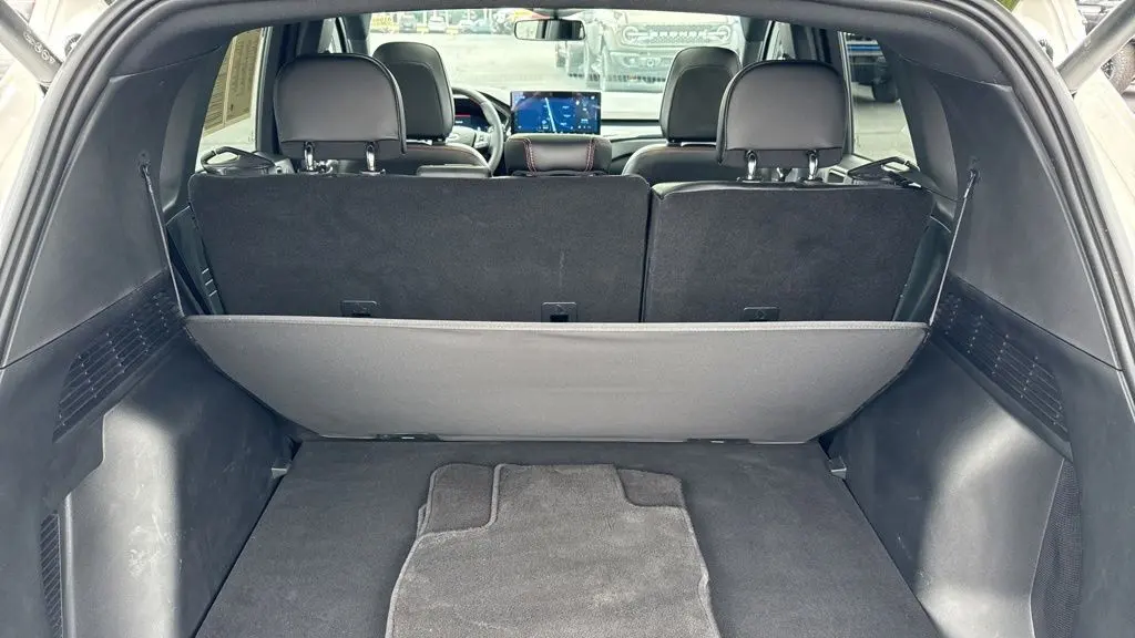 2025 Ford Escape Hybrid ST-Line Elite
