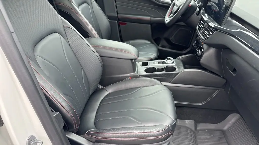 2025 Ford Escape Hybrid ST-Line Elite