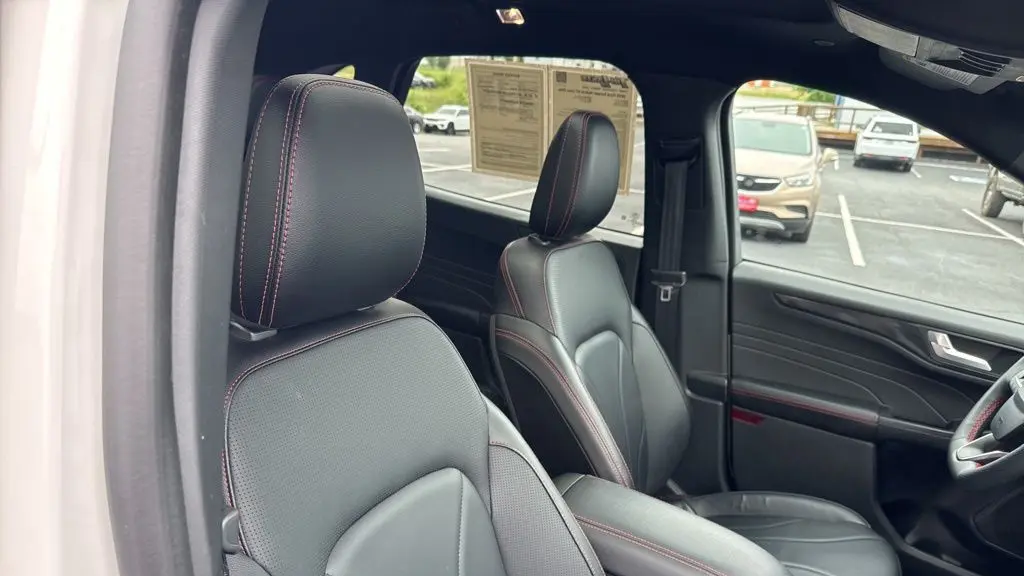 2025 Ford Escape Hybrid ST-Line Elite