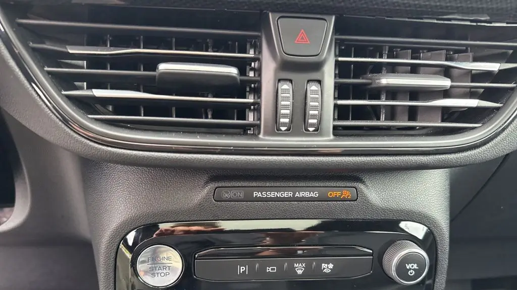 2025 Ford Escape Hybrid ST-Line Elite