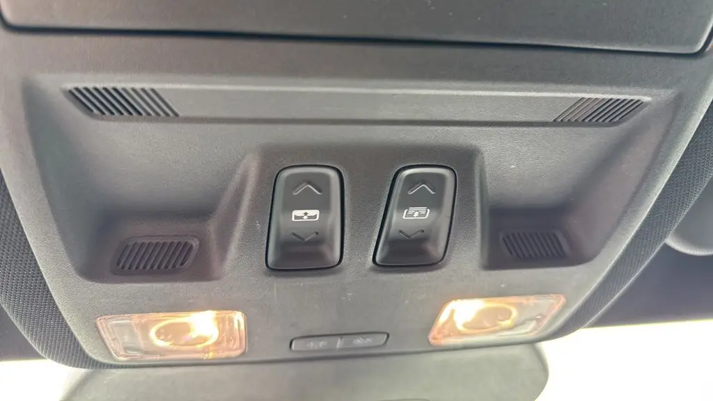 2025 Ford Escape Hybrid ST-Line Elite