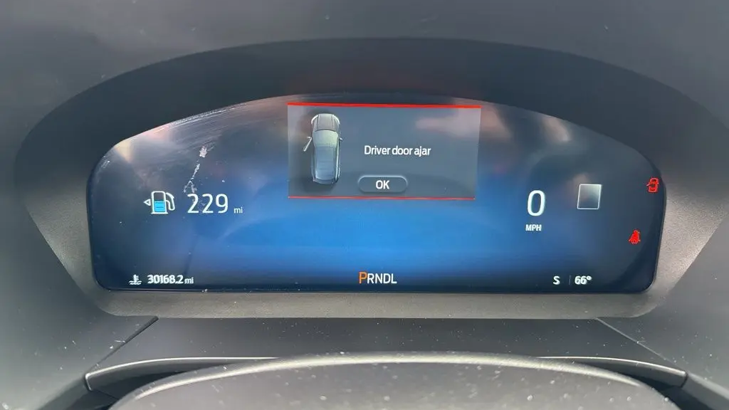 2025 Ford Escape Hybrid ST-Line Elite