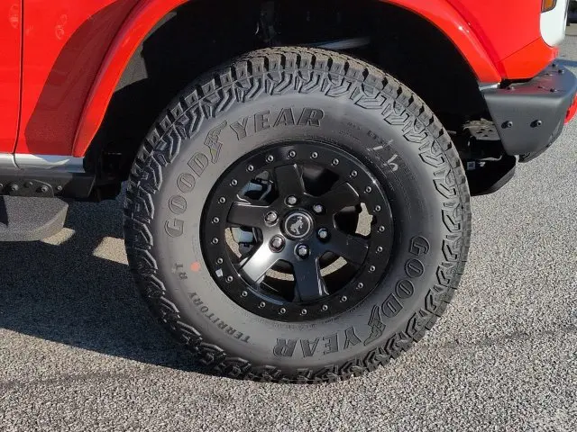 2025 Ford Bronco - $73,247