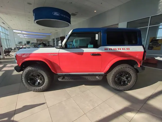 2025 Ford Bronco - $72,080