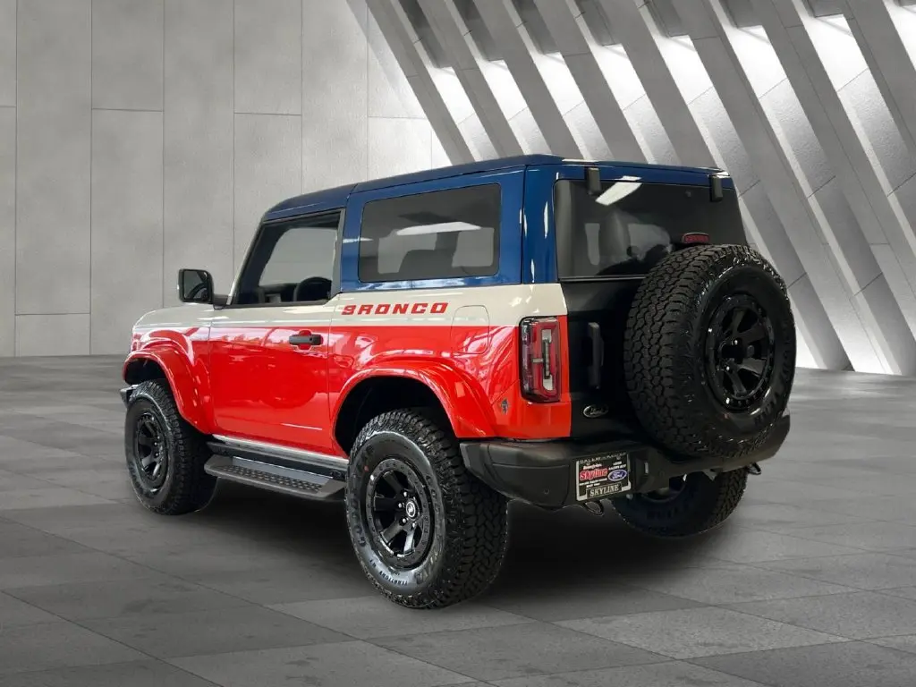 2025 Ford Bronco - $74,947
