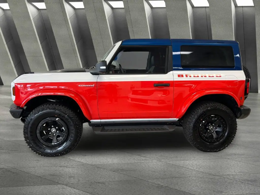 2025 Ford Bronco - $74,947