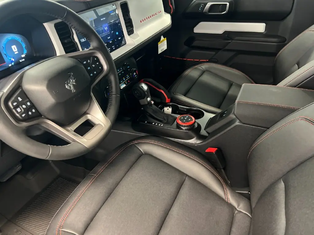 2025 Ford Bronco - $74,947