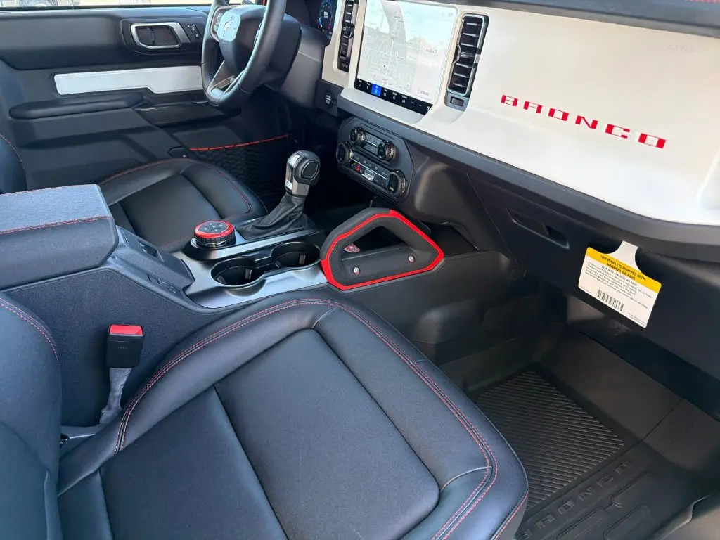 2025 Ford Bronco - $69,999
