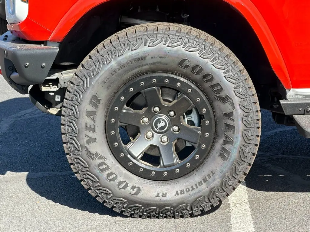 2025 Ford Bronco - $69,999