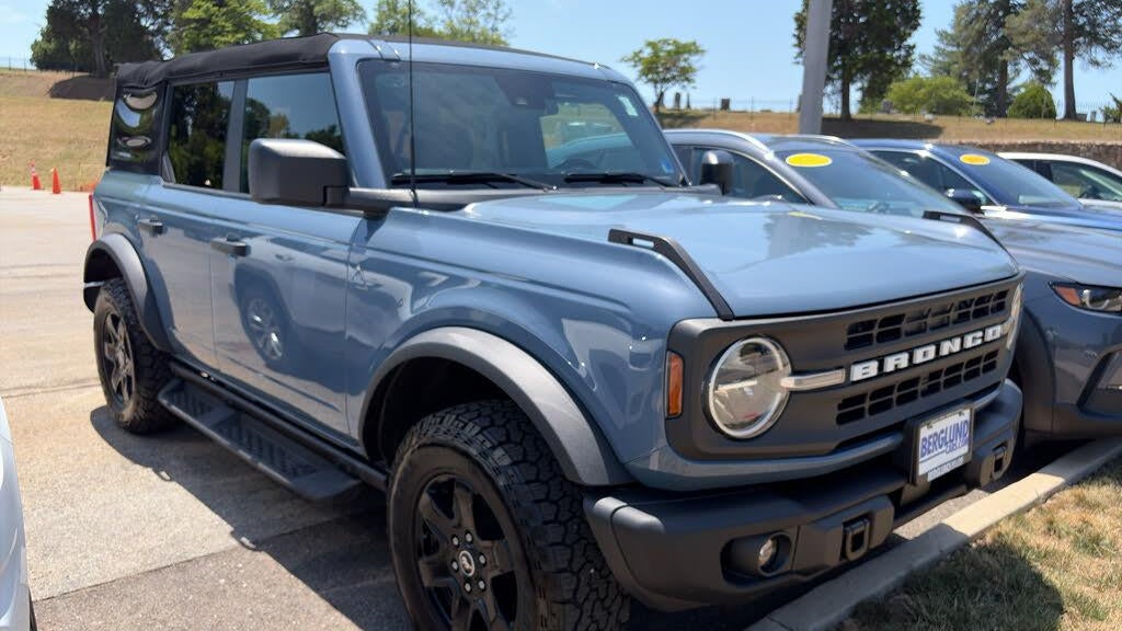 Preowned 2024 Ford Bronco Black Diamond for Sale