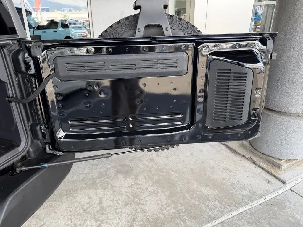 2024 Ford Bronco - $49,000