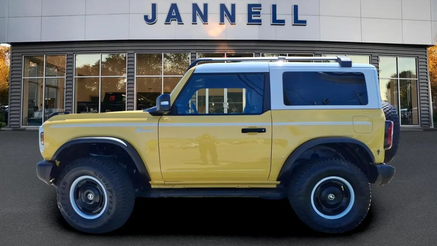 2024 Ford Bronco Heritage Limited Edition