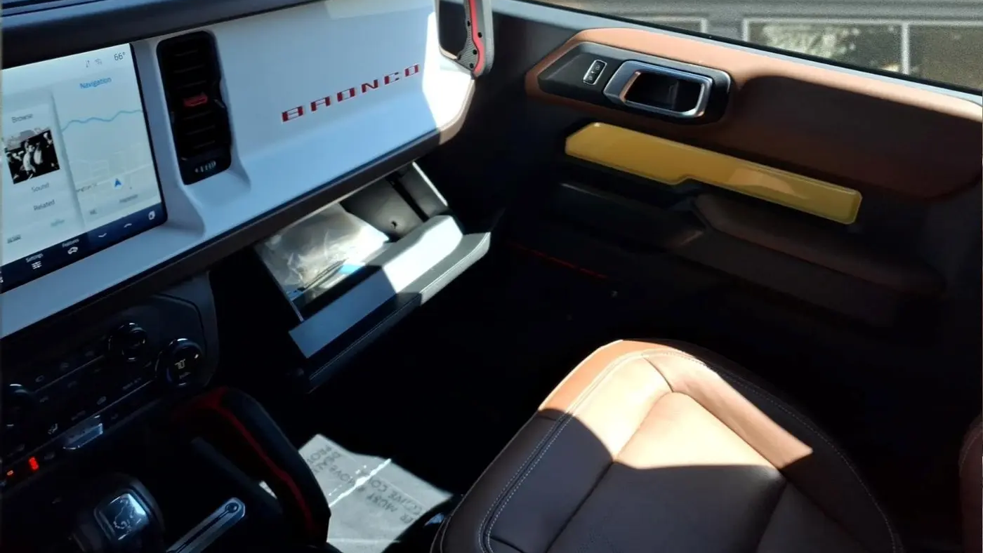 2024 Ford Bronco Heritage Limited Edition