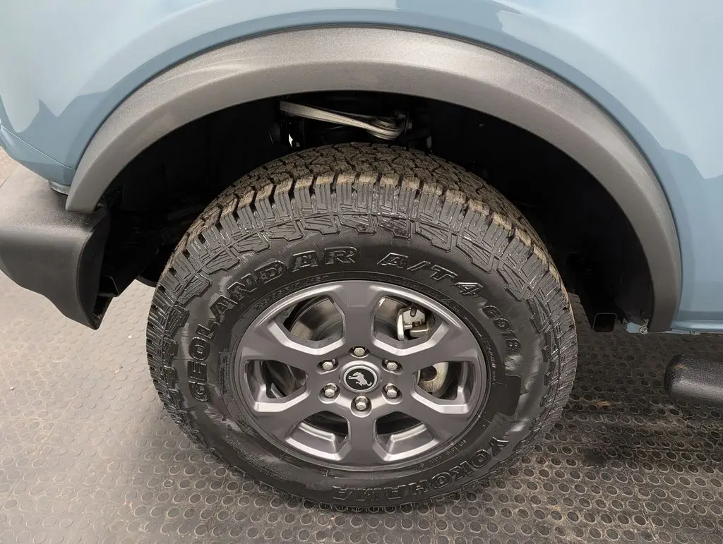 2022 Ford Bronco - $35,995