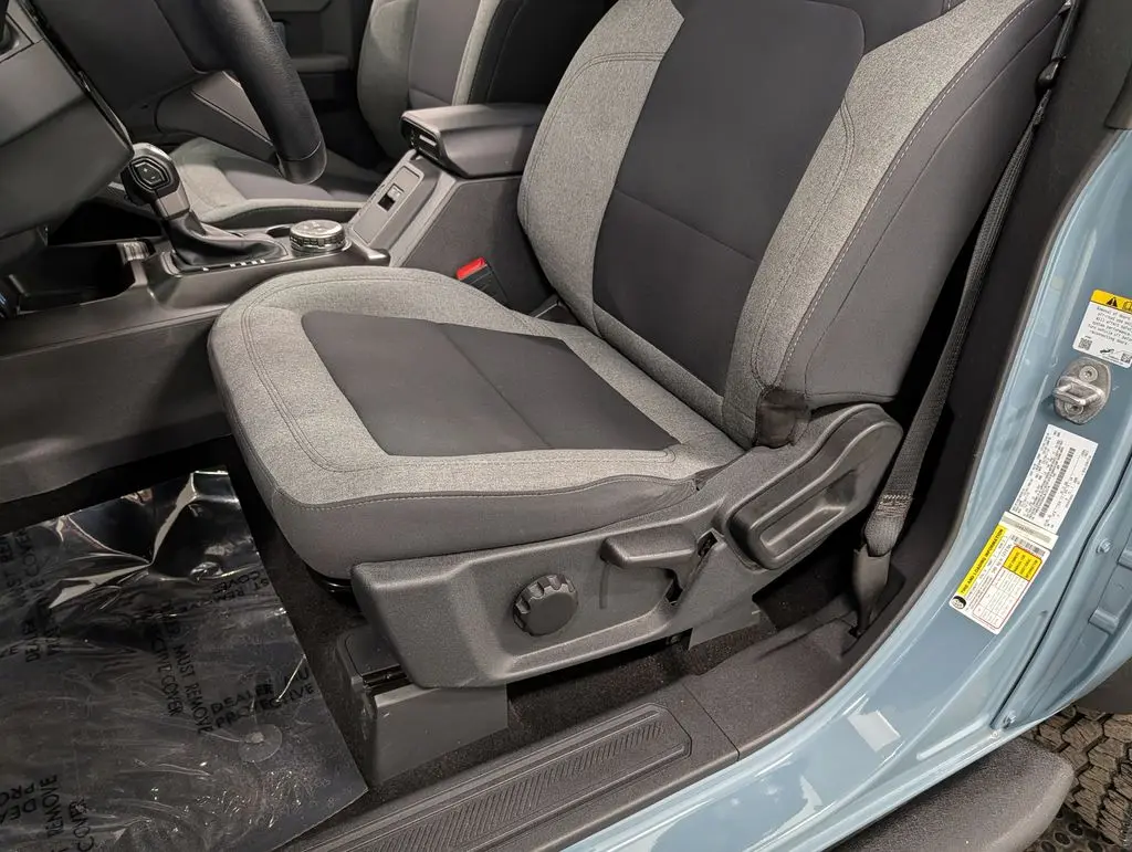 2022 Ford Bronco - $35,995