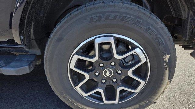 2021 Ford Bronco Base