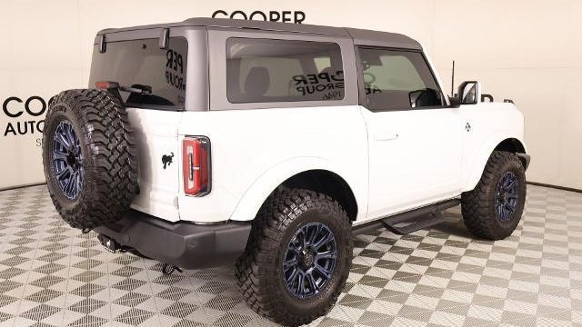 2023 Ford Bronco Base