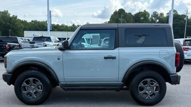 2022 Ford Bronco Base