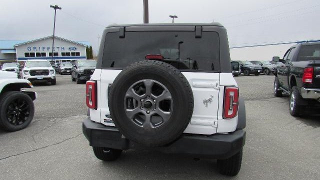 2023 Ford Bronco Base